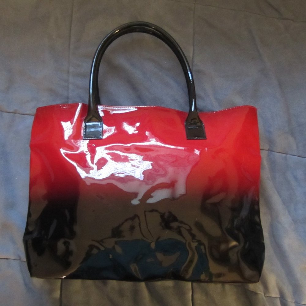 Large Patent tote